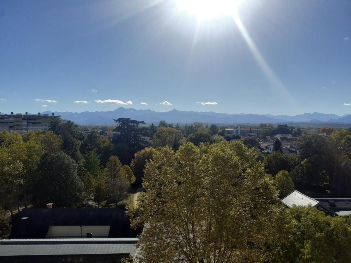 Cap Sud - 53M2- Vue Pyrenees- Hypercentre-Wifi Fibre -Nouvelle Literie Apartment Тарб Екстериор снимка