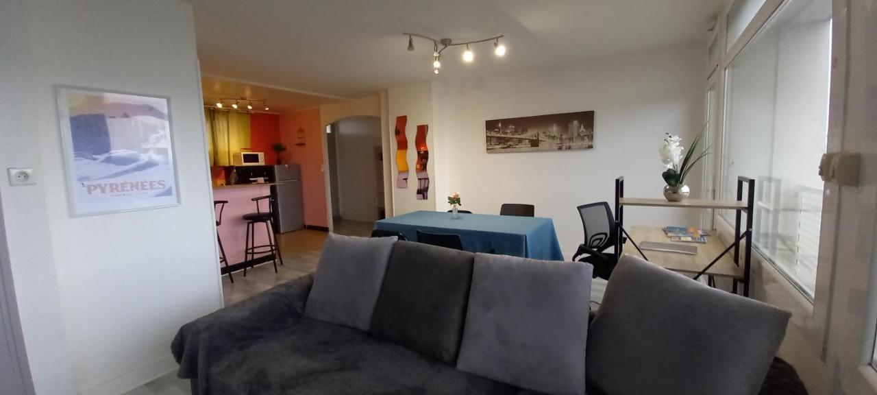 Cap Sud - 53M2- Vue Pyrenees- Hypercentre-Wifi Fibre -Nouvelle Literie Apartment Тарб Екстериор снимка